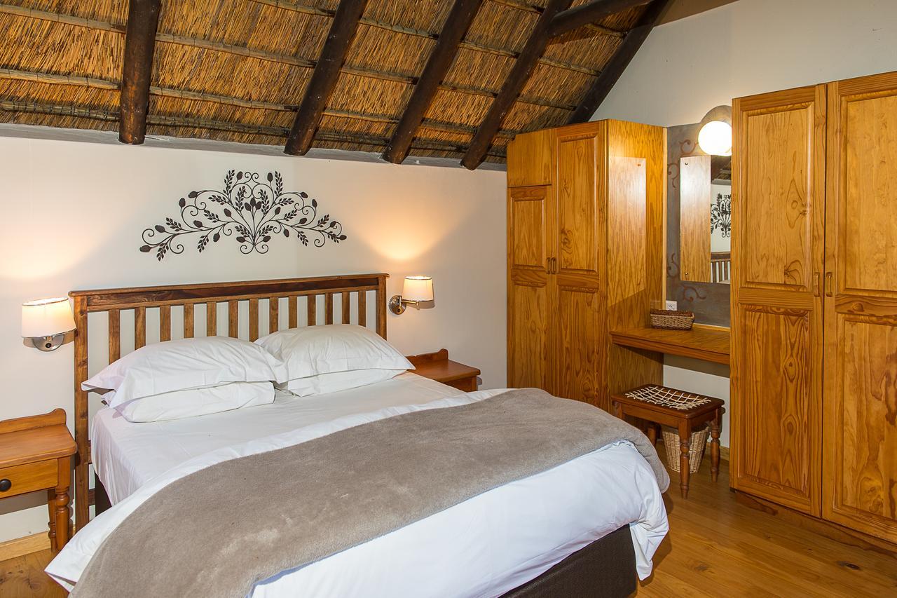 Coral Tree Cottages Harkerville Exterior foto